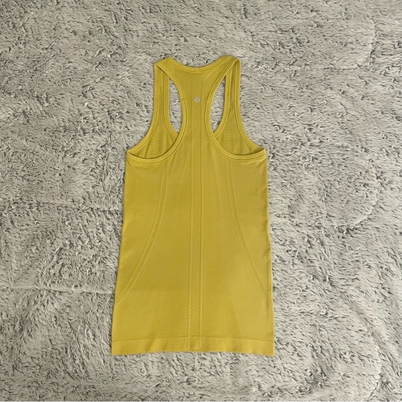 Lululemon Swiftly Tech Racerback 2.0 - Picture 4 of 4